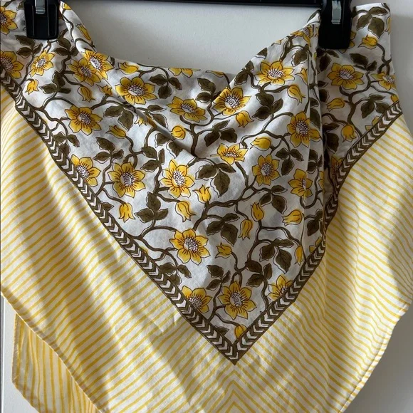 J. Crew Cotton voile bandana top in daffodil daze block print Size L - Picture 4 of 7